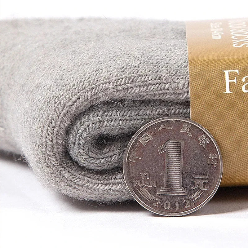 5 Pairs Of Winter Women's Warm Socks